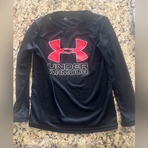 Size 5T Under Armour long sleeved shirt
